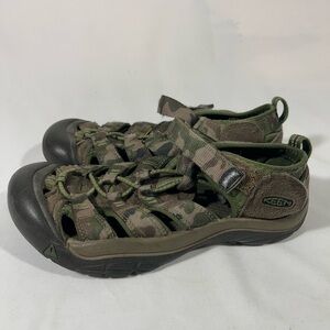 Keen Newport Camo Outdoor Unisex Sandals Comfy Closed Toe Boys Sz‎ 4 Women Sz 7
